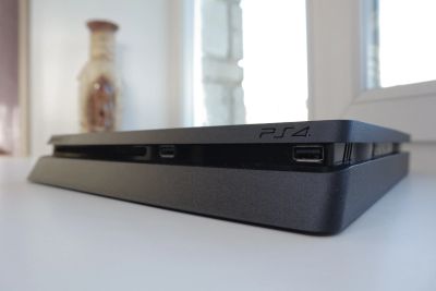 Лот: 16869371. Фото: 1. PlayStation 4 slim 500GB. Игровые приставки, консоли