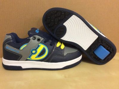 Лот: 5355832. Фото: 1. Кроссовки Heelys. Кеды, кроссовки