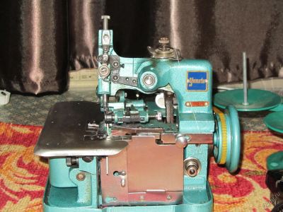 Лот: 4368598. Фото: 1. оверлок, китай, как наш 51 класс... Швейная, вязальная