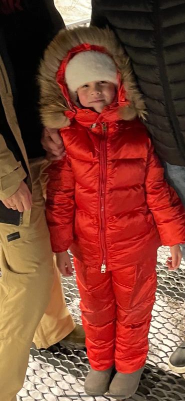 Лот: 19615772. Фото: 1. Зимний костюм Moncler. Костюмы, пиджаки, комбинезоны