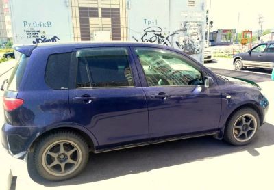 Лот: 11759354. Фото: 1. Машина Mazda demio 2002. Автомобили