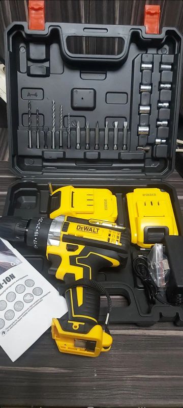 Лот: 25242129. Фото: 1. Шуруповерт дрель Dewalt 48вт. Электроинструмент