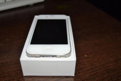 Лот: 5750128. Фото: 1. iphone 4 iOS 6.1.3. Смартфоны