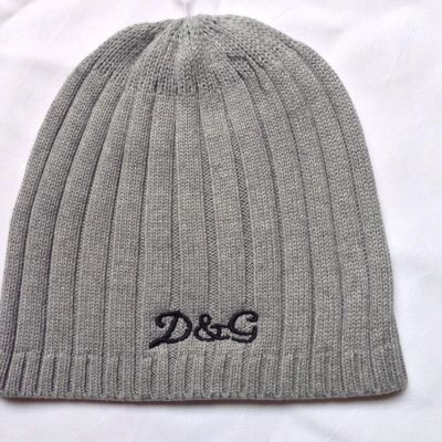 Лот: 3805293. Фото: 1. Шапка D&G серая. Головные уборы