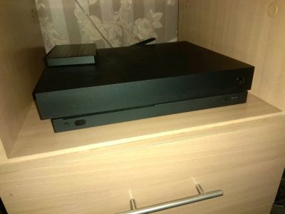Лот: 11599980. Фото: 1. Xbox one x. Игровые приставки, консоли