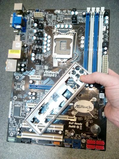 Лот: 11174838. Фото: 1. Материнская плата ASRock H55DE3. Материнские платы