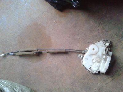 Лот: 6119510. Фото: 1. Замок двери Mazda Atenza (2002г... Кузов