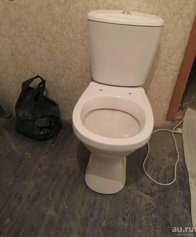 Лот: 13879126. Фото: 1. Продам унитаз с новостройки. Унитазы, биде