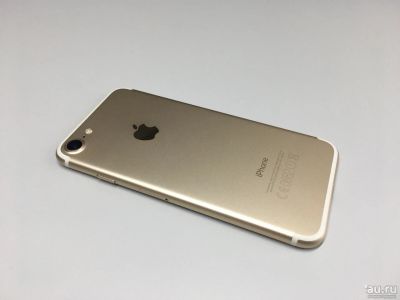 Лот: 13800487. Фото: 1. iPhone 7 32GB gold+стекло и чехол. Смартфоны