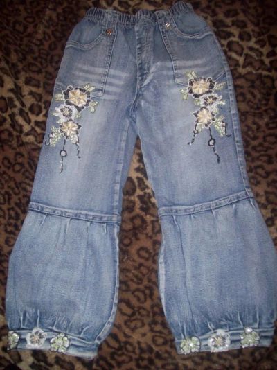 Лот: 3773867. Фото: 1. Джинсы. Брюки, шорты, джинсы