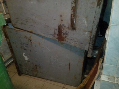 Лот: 6494717. Фото: 1. Мусорный бак, контейнер. Баки, ёмкости