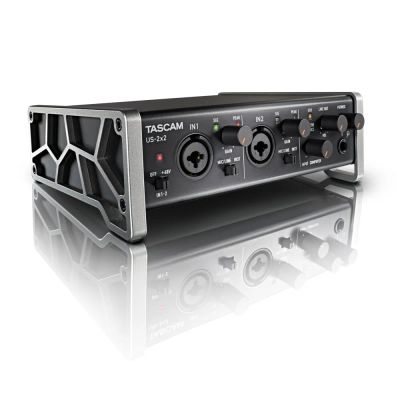 Лот: 14910905. Фото: 1. Tascam US-2x2 - внешняя звуковая... Другое (профессиональный звук)