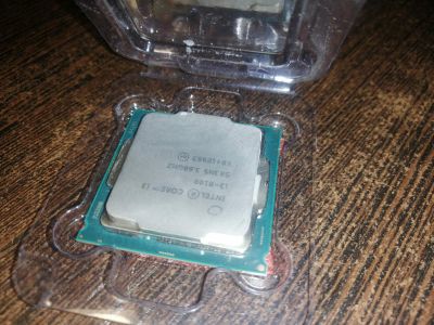 Лот: 24869887. Фото: 1. Процессор Intel Core i3-8100 OEM... Процессоры