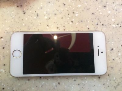 Лот: 6618547. Фото: 1. Iphone 5S 64 GB gold. Смартфоны