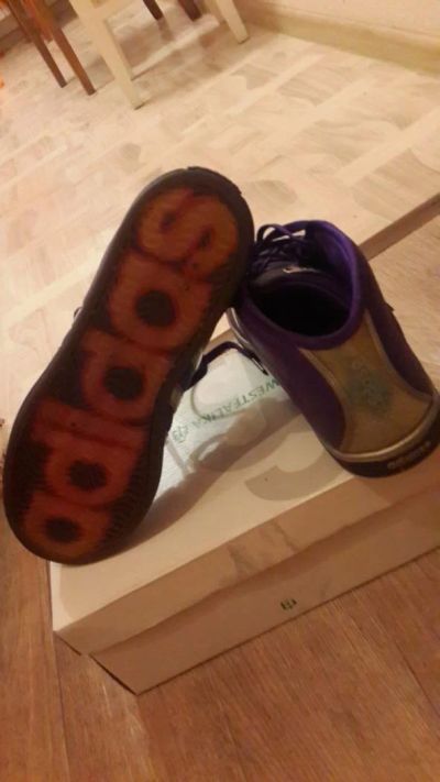 Лот: 5039472. Фото: 1. Спортивные кроссовки Adidas original. Кеды, кроссовки, слипоны
