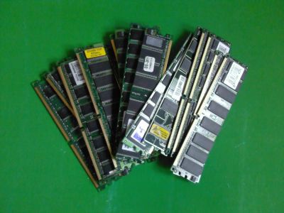 Лот: 6360745. Фото: 1. Оперативная память DDR1 256Mb. Оперативная память