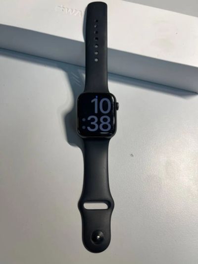 Лот: 24809230. Фото: 1. Часы Apple Watch 6 44 mm. Смарт-часы, фитнес-браслеты, аксессуары