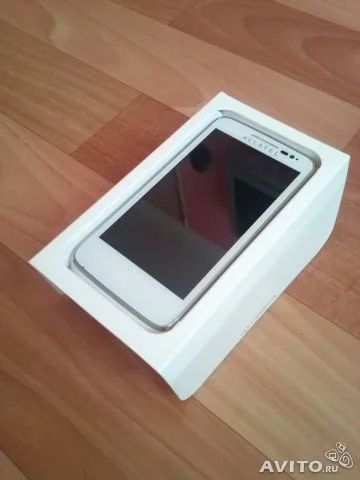 Лот: 3765055. Фото: 1. Alcatel One Touch 5020D (новый... Кнопочные мобильные телефоны