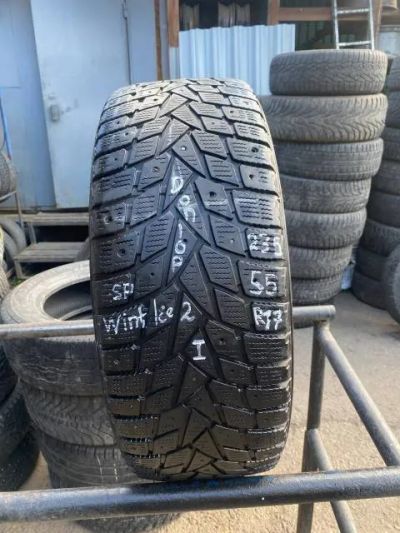 Лот: 25758666. Фото: 1. 235 55 17 Dunlop Winter Ice 02... Шины