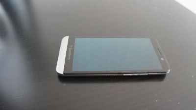 Лот: 8243325. Фото: 1. Blackberry z30 STL100-2 LTE. Смартфоны