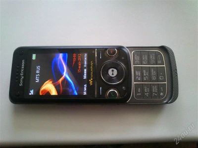 Лот: 1817479. Фото: 1. Sony Ericsson W760i в идеале. Кнопочные мобильные телефоны