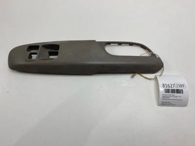 Лот: 21508498. Фото: 1. Накладка Nissan Serena 1999 809604N000... Кузов