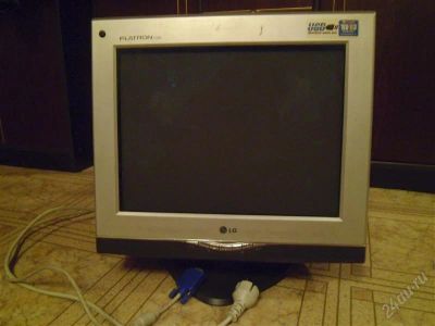 Лот: 2475085. Фото: 1. Монитор 17" LG Flatron. ЭЛТ-мониторы
