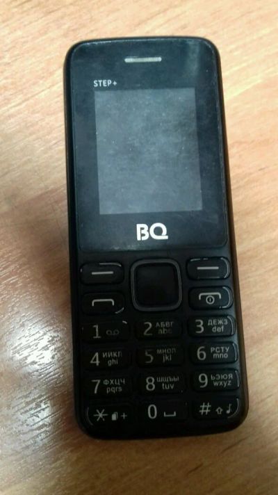 Лот: 12328560. Фото: 1. Сотовый телефон bq bqm 1831 (4674... Кнопочные мобильные телефоны