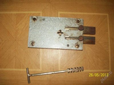 Лот: 2842662. Фото: 1. продам замок. Замки