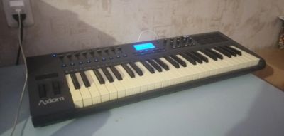 Лот: 17393144. Фото: 1. Миди Клавиатура M-Audio Axiom... MIDI-оборудование