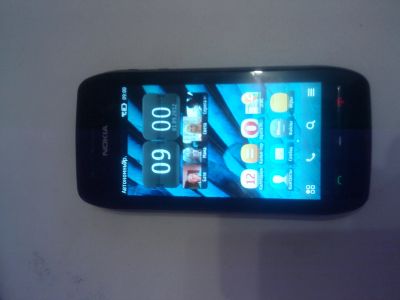 Лот: 7084516. Фото: 1. Продам Nokia 603 черный. Смартфоны