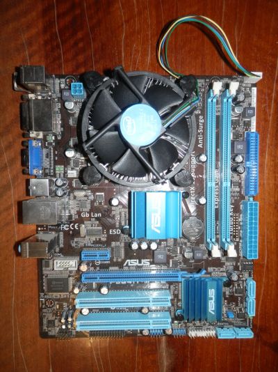 Лот: 12052456. Фото: 1. Asus P5G41T-M материнская плата... Материнские платы