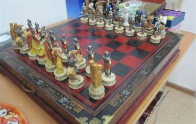 Лот: 2674846. Фото: 1. Шахматы сувенирные "Троянцы и... Сувенирные мелочи