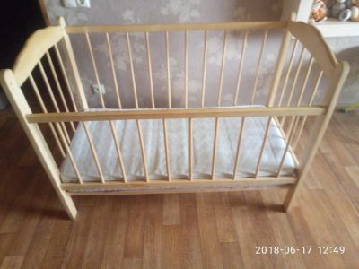 Лот: 11673628. Фото: 1. кроватка+матрас. Детские кровати и кроватки