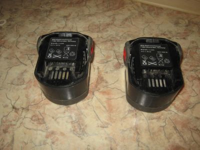 Лот: 7940364. Фото: 1. аккумулятор AEG 12v не рабочий. Электроинструмент