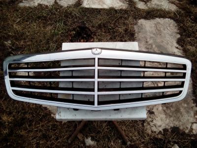 Лот: 7227143. Фото: 1. Решетка радиатора mercedes benz. Кузов