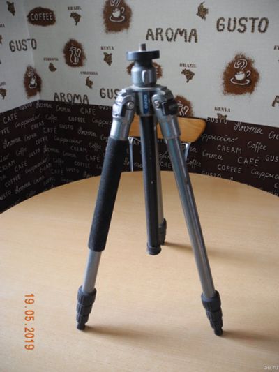 Лот: 13806346. Фото: 1. Штатив. Штативы, держатели
