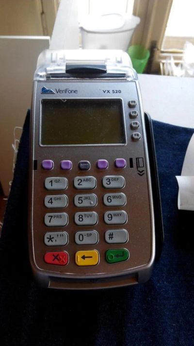 Лот: 7860199. Фото: 1. Терминал для эквайринга VeriFone... Торговое