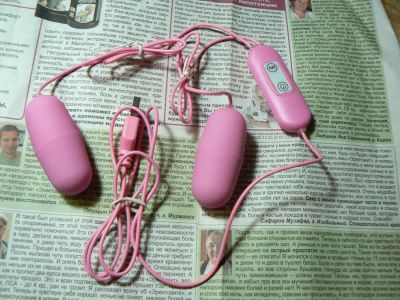 Лот: 10211502. Фото: 1. USB вибратор - два яйца с электронным... Игрушки