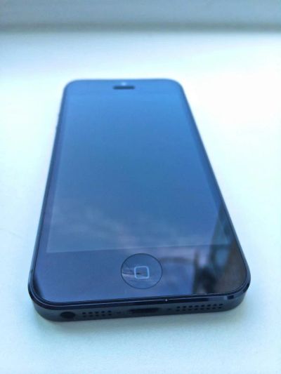 Лот: 4445253. Фото: 1. Apple iPhone 5 32GB черный. Смартфоны