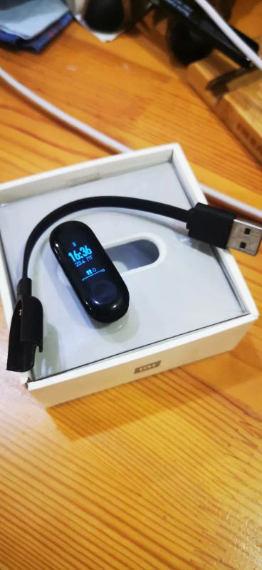 Лот: 20652635. Фото: 1. Mi band 3. Смарт-часы, фитнес-браслеты, аксессуары