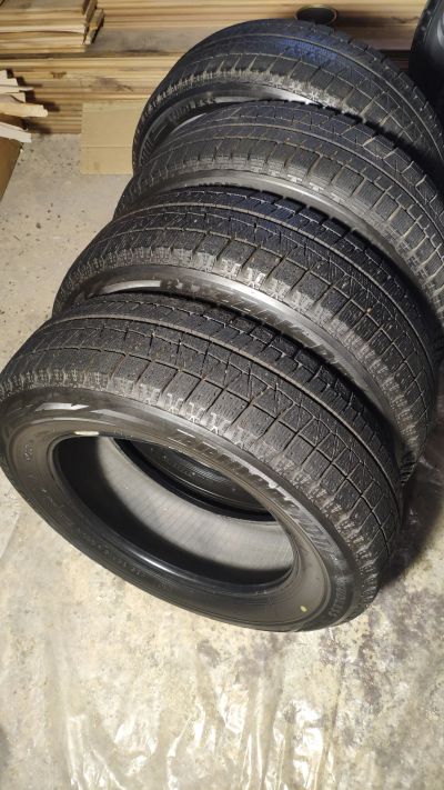 Лот: 14985685. Фото: 1. Зимние шины Bridgestone Blizzak... Шины