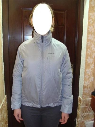 Лот: 2614458. Фото: 1. Демисезонная куртка Reebok, р-р... Другое (спортивная одежда)