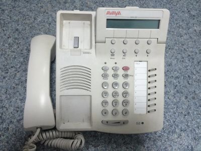 Лот: 5695175. Фото: 1. цифровой телефон avaya 6408D... Проводные телефоны