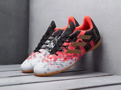 Лот: 16010200. Фото: 1. Футбольная обувь Adidas Predator... Кеды, кроссовки, слипоны