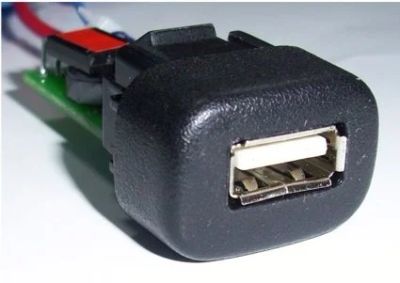 Лот: 14524012. Фото: 1. USB зарядка ВАЗ 2114. Электрооборудование