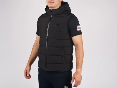 Лот: 10185838. Фото: 1. Жилет Nike. Верхняя одежда