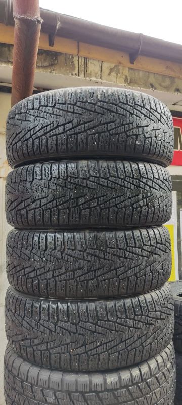 Лот: 24279562. Фото: 1. Nokian hakkapelitta 7 suv 275... Шины