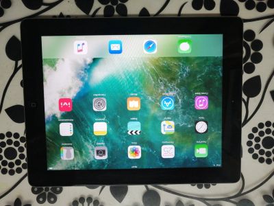 Лот: 16729191. Фото: 1. Ipad 4 16gb. Планшеты