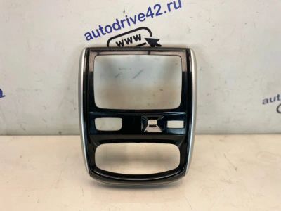 Лот: 22460530. Фото: 1. рамка магнитолы Nissan Terrano... Двигатель и элементы двигателя